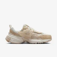 Nike V2K Run жіноча Кросівки колір білий