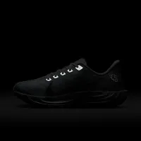 Nike Pegasus Plus жіноча Road Running Кросівки колір білий