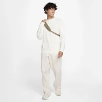 Nike Sportswear Essentials Sling сумка (8L) колір коричневий