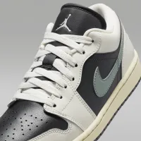 Nike Air Jordan 1 Low жіноча Кросівки колір сірий