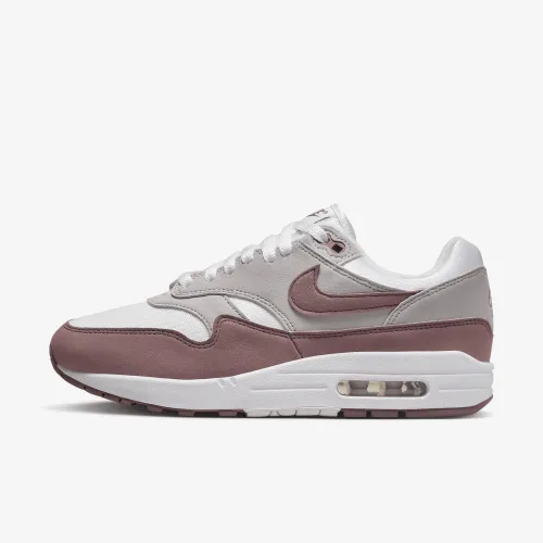 Nike Air Max 1 жіноча Кросівки колір білий