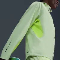 Nike Cosmic Peaks чоловічі Storm-FIT ADV Running Куртка Yellow