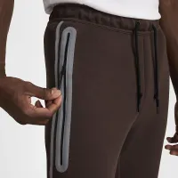 Nike Tech чоловічі Reflective Details Fleece Joggers колір коричневий