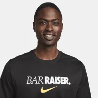 Nike Dri-FIT чоловічі Fitness футболка колір чорний