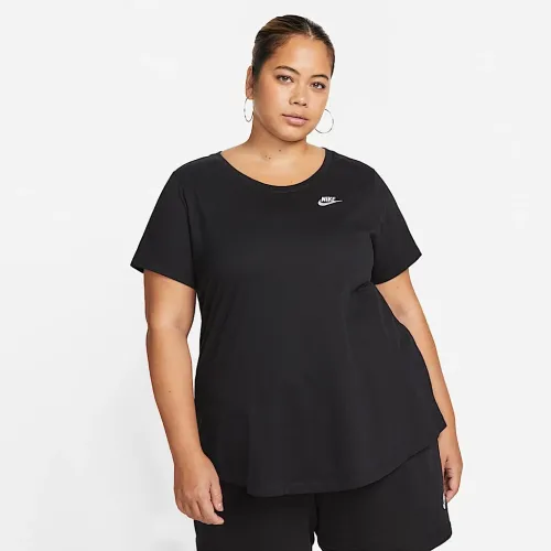 Nike Sportswear Club Essentials жіноча футболка (великі розміри) колір чорний