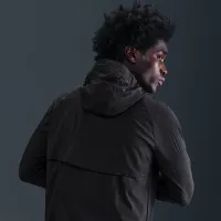 Nike Impossibly Light чоловічі Hooded Running Куртка колір чорний