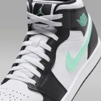 Nike Air Jordan 1 Mid чоловічі Кросівки колір білий