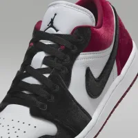 Nike Air Jordan 1 Low SE женская Кроссовки цвет черный