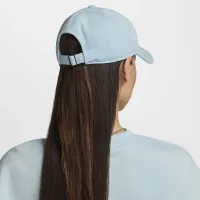Nike Club Unstructuколір червоний Cap блакитний