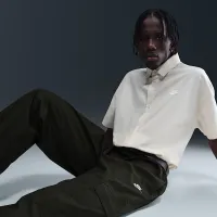 Nike Sportswear Club чоловічі Woven Cargo Pants колір зелений