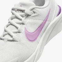Nike Star Runner 4 Big детские Road Running Кроссовки цвет белый