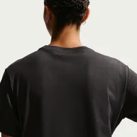 Nike Sportswear женская Short-Sleeve Crew-Neck футболка цвет черный