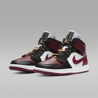 Nike Air Jordan 1 Mid SE женская Кроссовки цвет черный