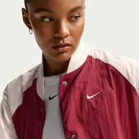 Nike Sportswear женская оверсайз Varsity Куртка цвет красный