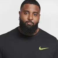 Nike Sportswear Club Long-Sleeve футболка колір чорний