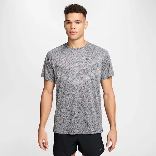 Nike Stride мужские Dri-FIT ADV Short-Sleeve Running Top цвет черный