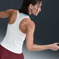 NikeCourt Slam жіноча Dri-FIT Tennis Tank Top колір коричневий
