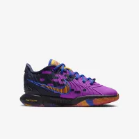 Nike LeBron XXI SE 