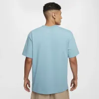 Nike Sportswear Premium Essentials чоловічі Pocket футболка блакитний