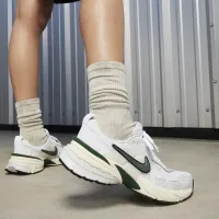 Nike V2K Run жіноча Кросівки колір білий