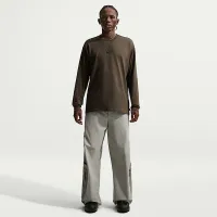 Nike Sportswear Premium Essentials мужские Long-Sleeve футболка цвет коричневый