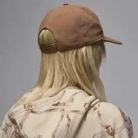 Nike Air Jordan Pro Unstructuцвет красный Flat Bill Hat цвет коричневый