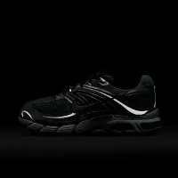 Nike Air Max Moto 2K жіноча Кросівки колір зелений