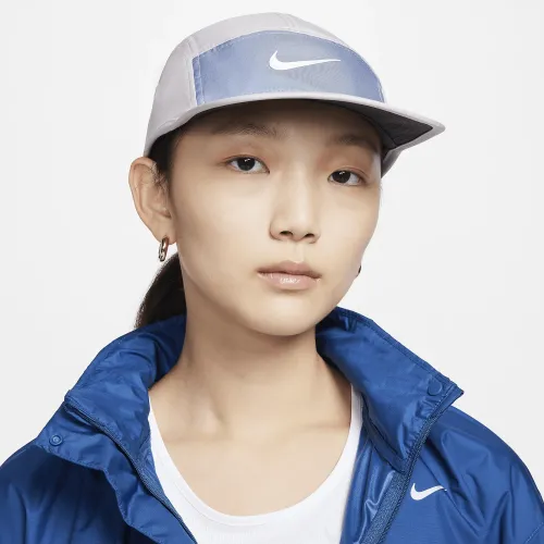 Nike Dri-FIT Fly Unstructuколір червоний Swoosh Cap колір фіолетовий