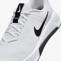 Nike MC Trainer 3 чоловічі для тренування Кросівки колір білий