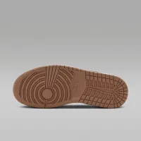 Nike Air Jordan 1 Low SE жіноча Кросівки колір коричневий