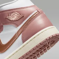 Nike Air Jordan 1 Mid SE жіноча Кросівки Pink