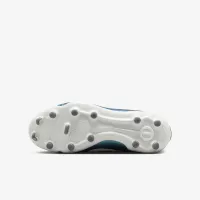 Nike Jr. Tiempo Emerald Legend 10 Academy Little/Big детские MG Low-Top футбольные бутсы цвет зеленый