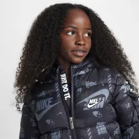 Nike Little дитячі DNA Logo Puffer Куртка колір чорний