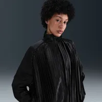 Nike Sportswear Collection женская Pleated Track Куртка цвет черный