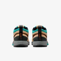 Nike Book 1 