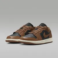 Nike Air Jordan 1 Low жіноча Кросівки колір чорний