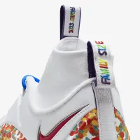 Nike LeBron IV Menace 3 Football Cleats цвет белый