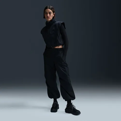 Nike Sportswear жіноча Mid-Rise Repel Pants колір чорний