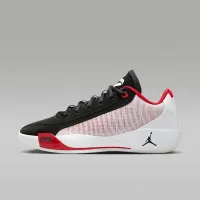 Nike Luka .77 