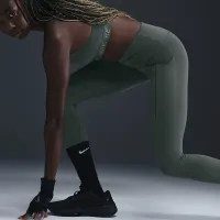 Nike Universa жіноча Medium-Support З високою талією 7/8 лосіни з кишенямиколір зелений