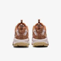 Nike x Future Movement Air Humara чоловічі Кросівки колір коричневий