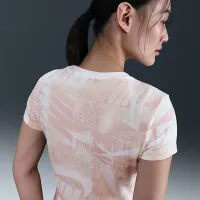Nike Sportswear жіноча Slim футболка колір білий