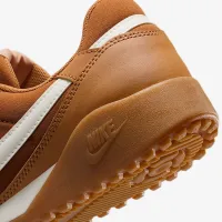 Nike Terra Manta жіноча Кросівки колір коричневий