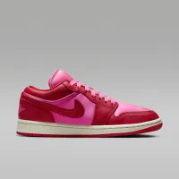 Nike Air Jordan 1 Low SE жіноча Кросівки Pink