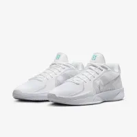 Nike Sabrina 2 