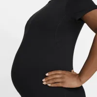 Nike (M) One жіноча Dri-FIT Slim-Fit Short-Sleeve Top (Maternity) колір чорний