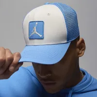 Nike Jordan Rise Structuколір червоний Hat колір білий