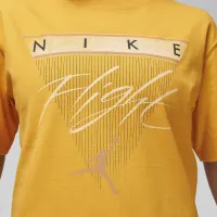 Nike Jordan Flight Heritage женская Graphic футболка Yellow