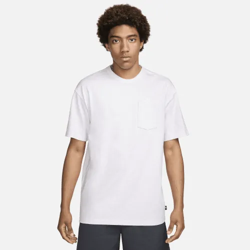 Nike Sportswear Premium Essentials чоловічі Pocket футболка колір коричневий