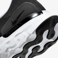 Nike React Phantom Run Flyknit 2 жіноча Road Running Кросівки колір чорний
